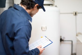 Traditional Water Heater vs Tankless Water Heater